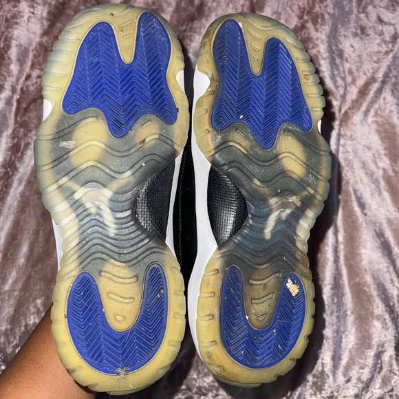 Air Jordan retro 11s Spacejam - Picture 4 of 4